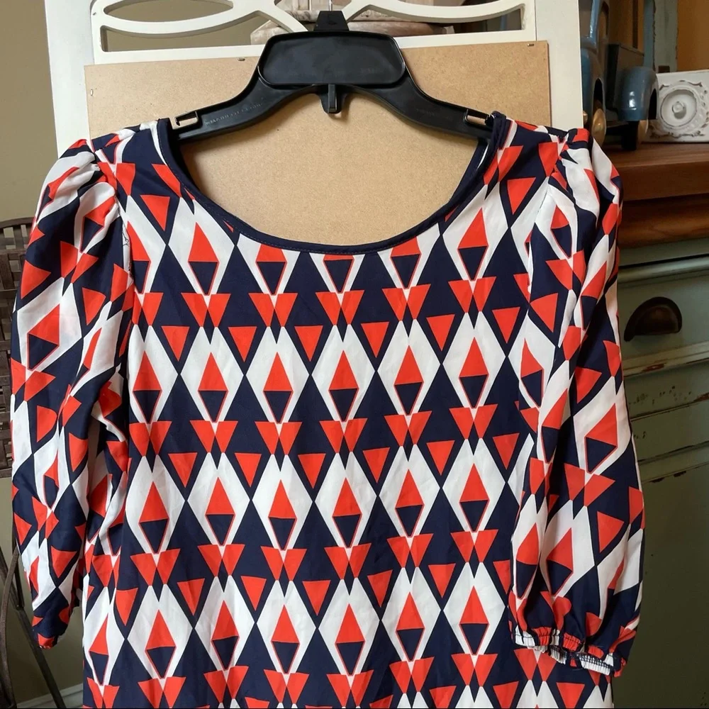 Geometric Pattern Girls Dress 🐝 - Picture 4 of 7